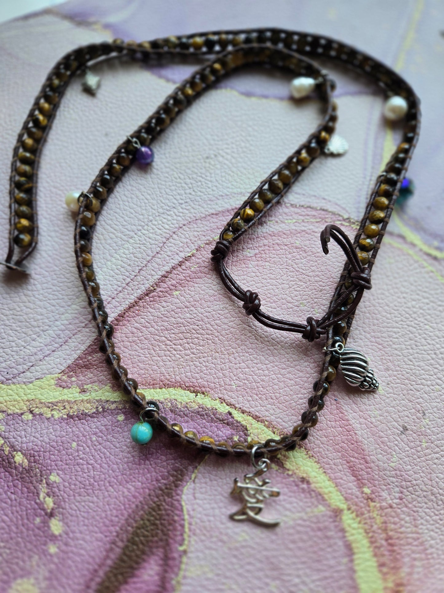 Love 爱 - Five tours Tiger Eye leather wrap bracelet