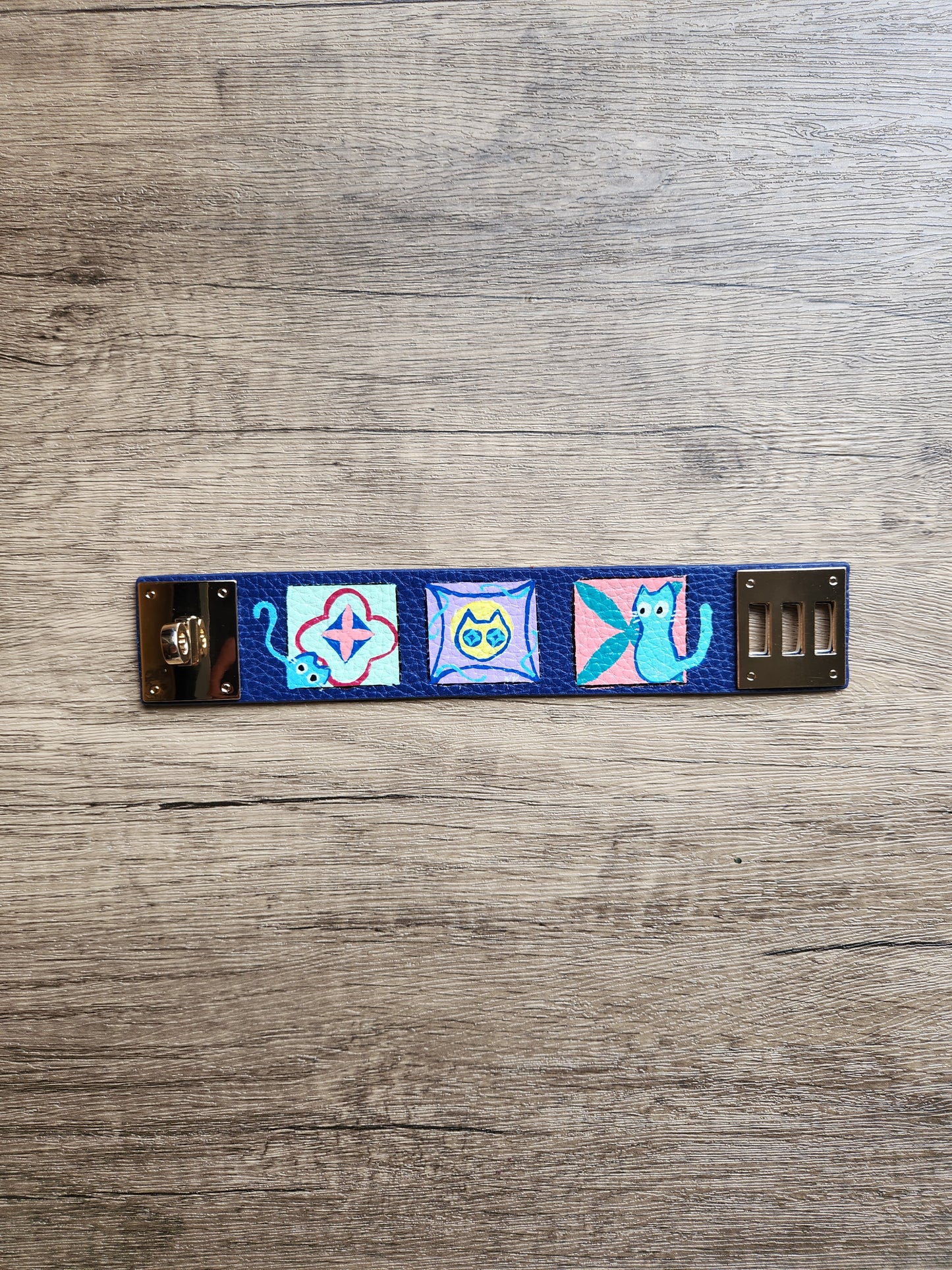 Anak Peranakan Cat Tile Navy Blue Bracelet