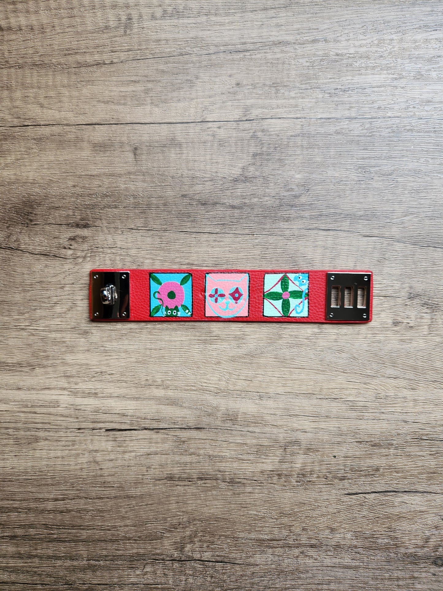 Anak Peranakan Cat Tile Red Bracelet