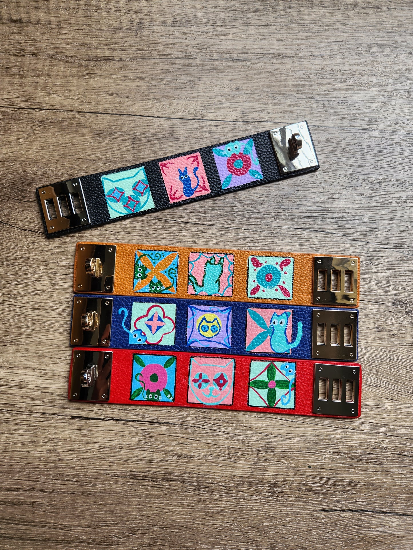 Anak Peranakan Cat Tile Navy Blue Bracelet