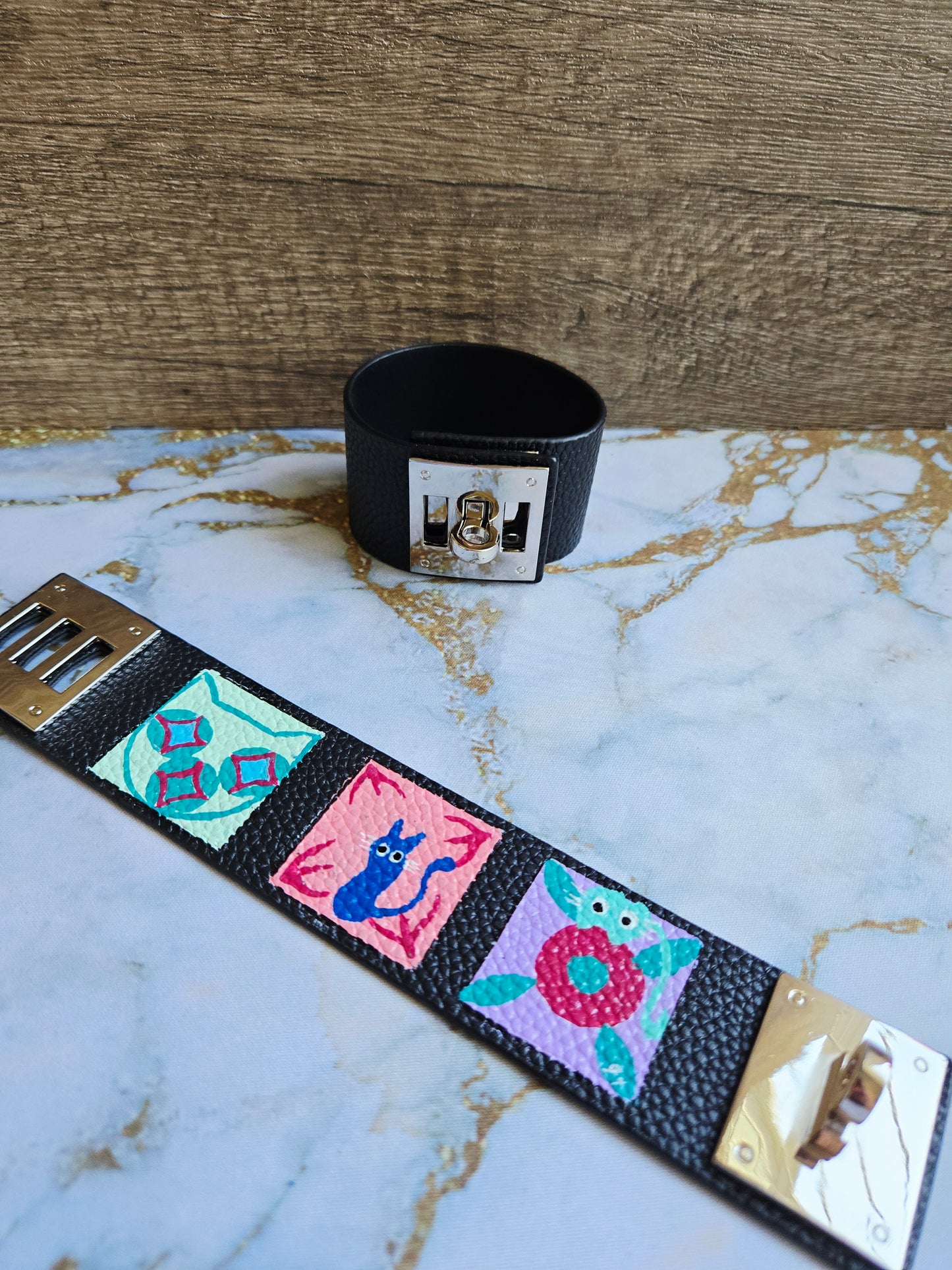 Anak Peranakan Cat Tile Black Bracelet