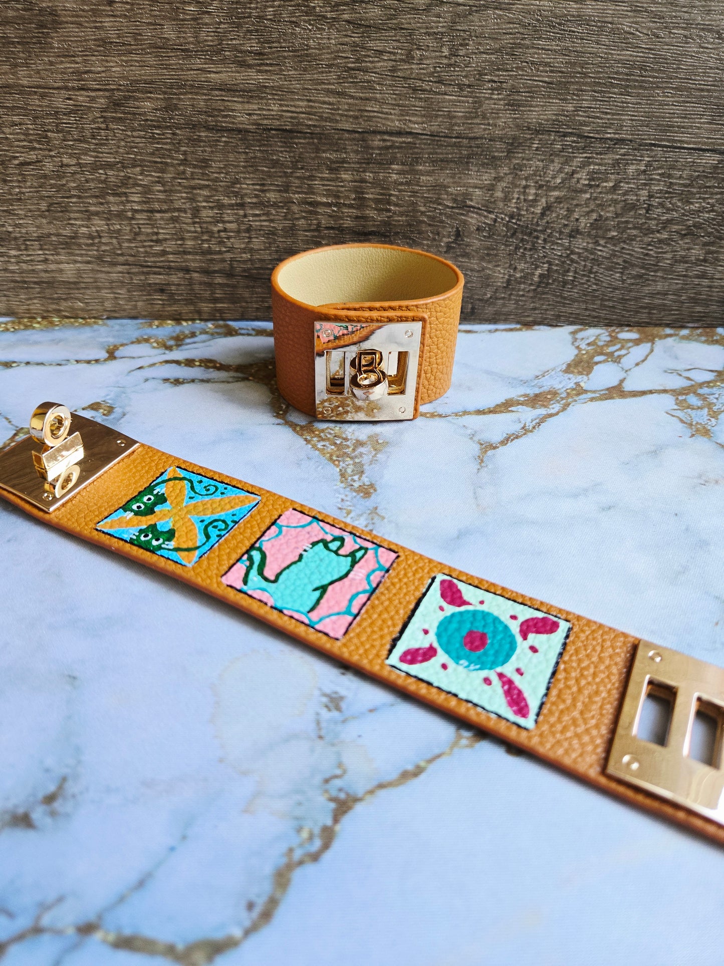 Anak Peranakan Cat Tile Tan Bracelet