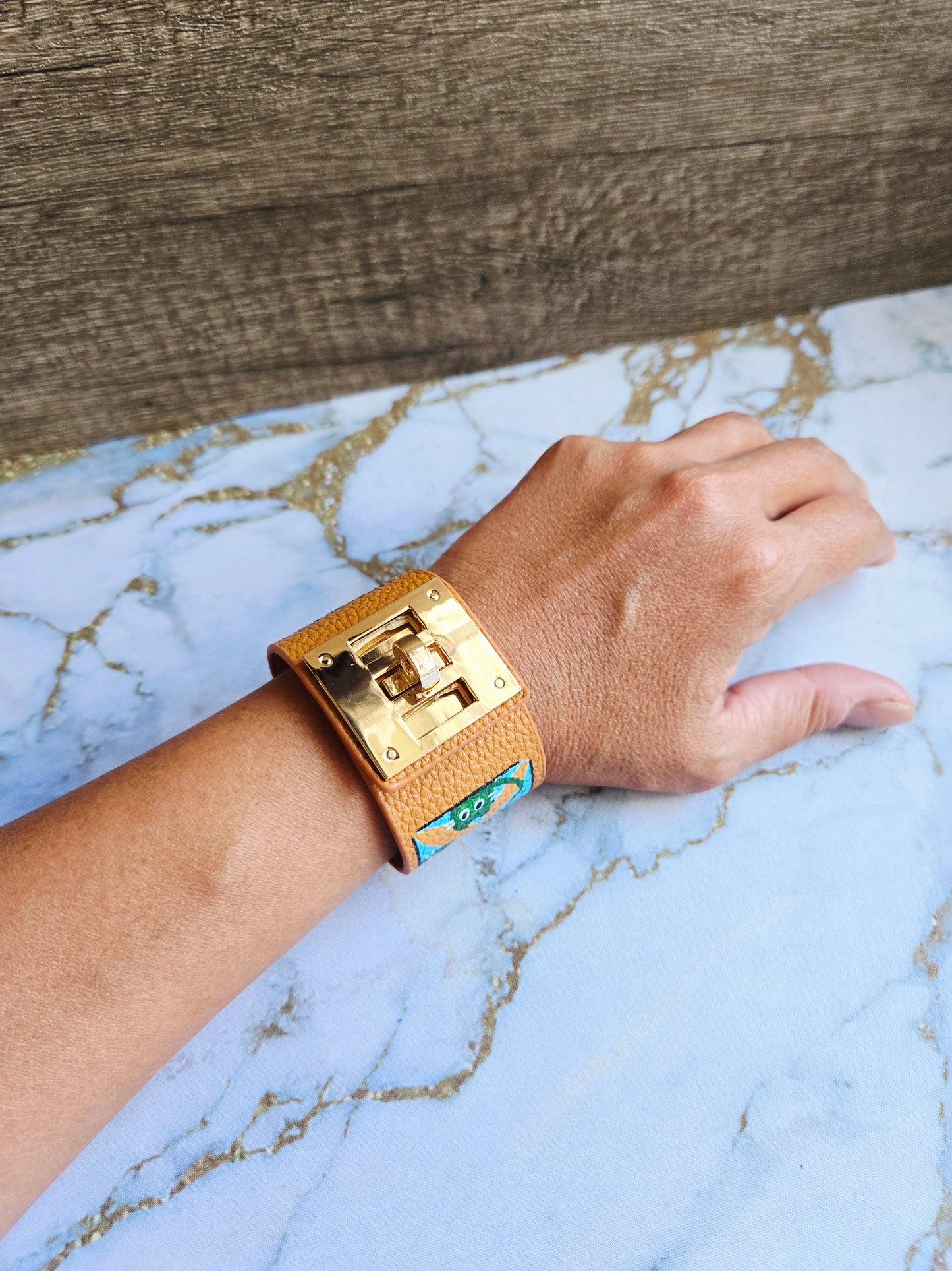 Anak Peranakan Cat Tile Tan Bracelet