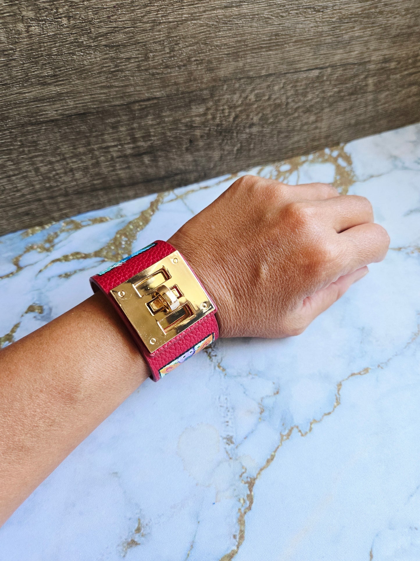 Anak Peranakan Cat Tile Red Bracelet
