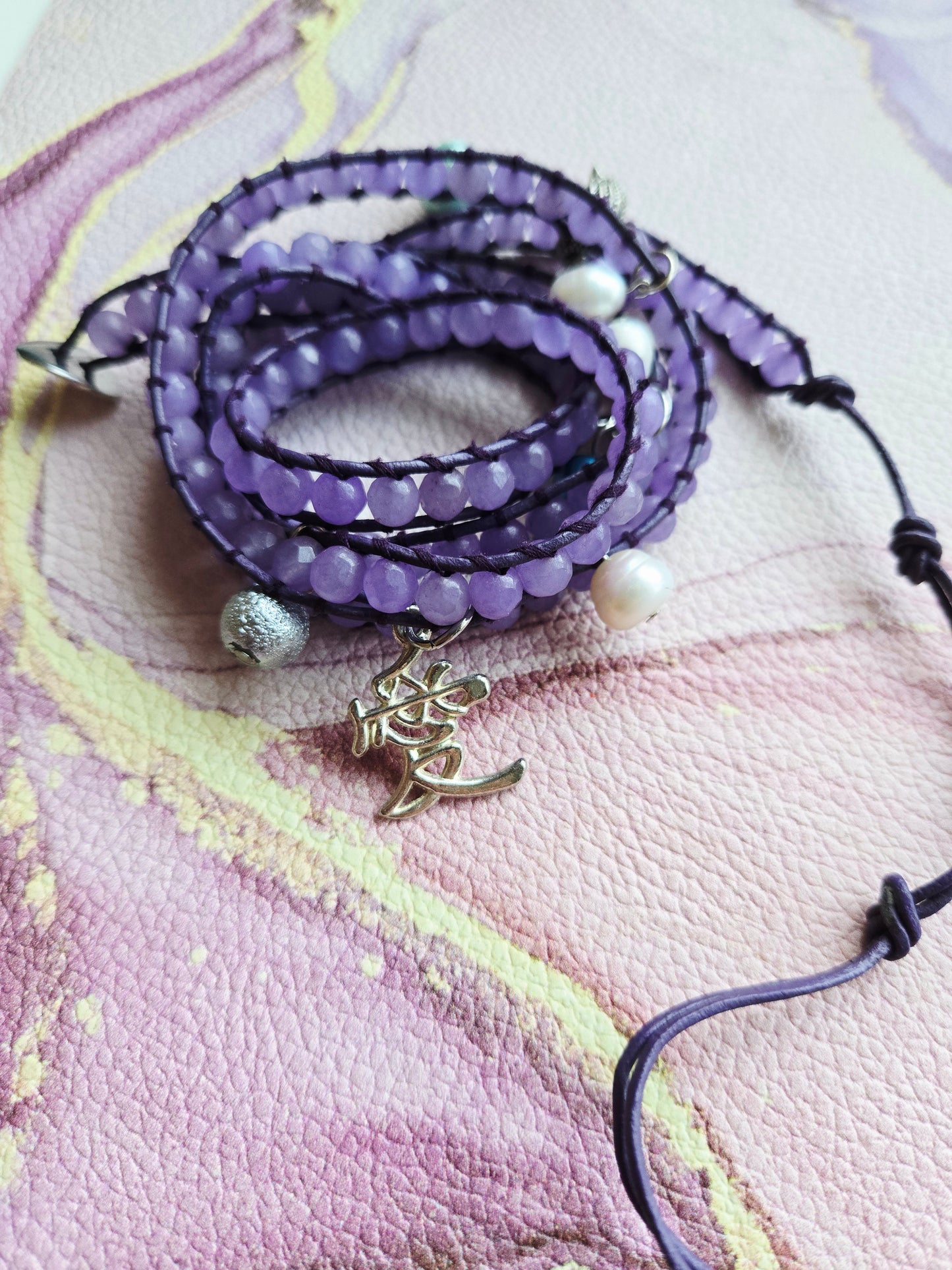 Love 爱 - Five tours Amethyst leather wrap bracelet