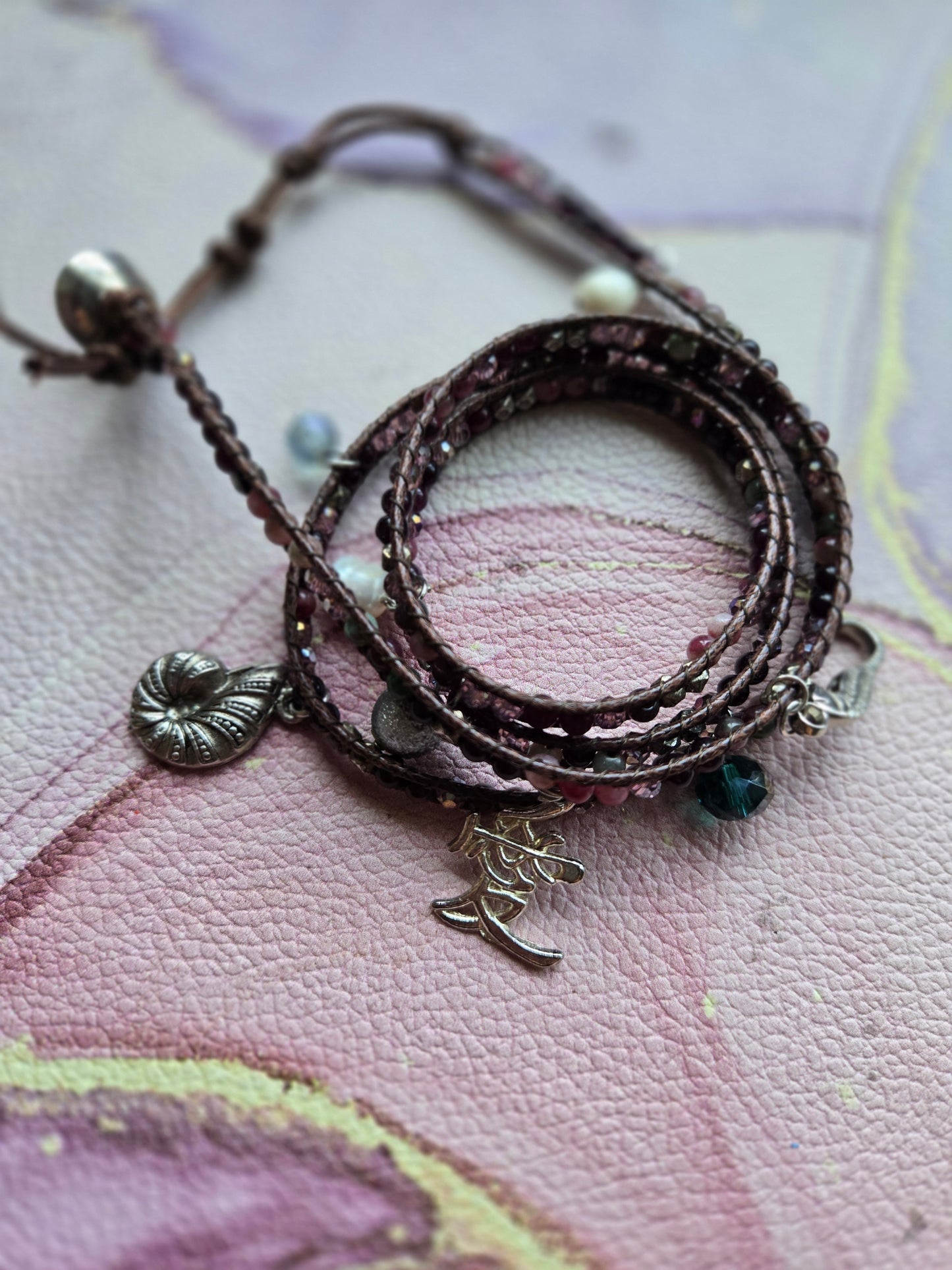 Love 爱 - Five tours Multi colour Agate leather wrap bracelet