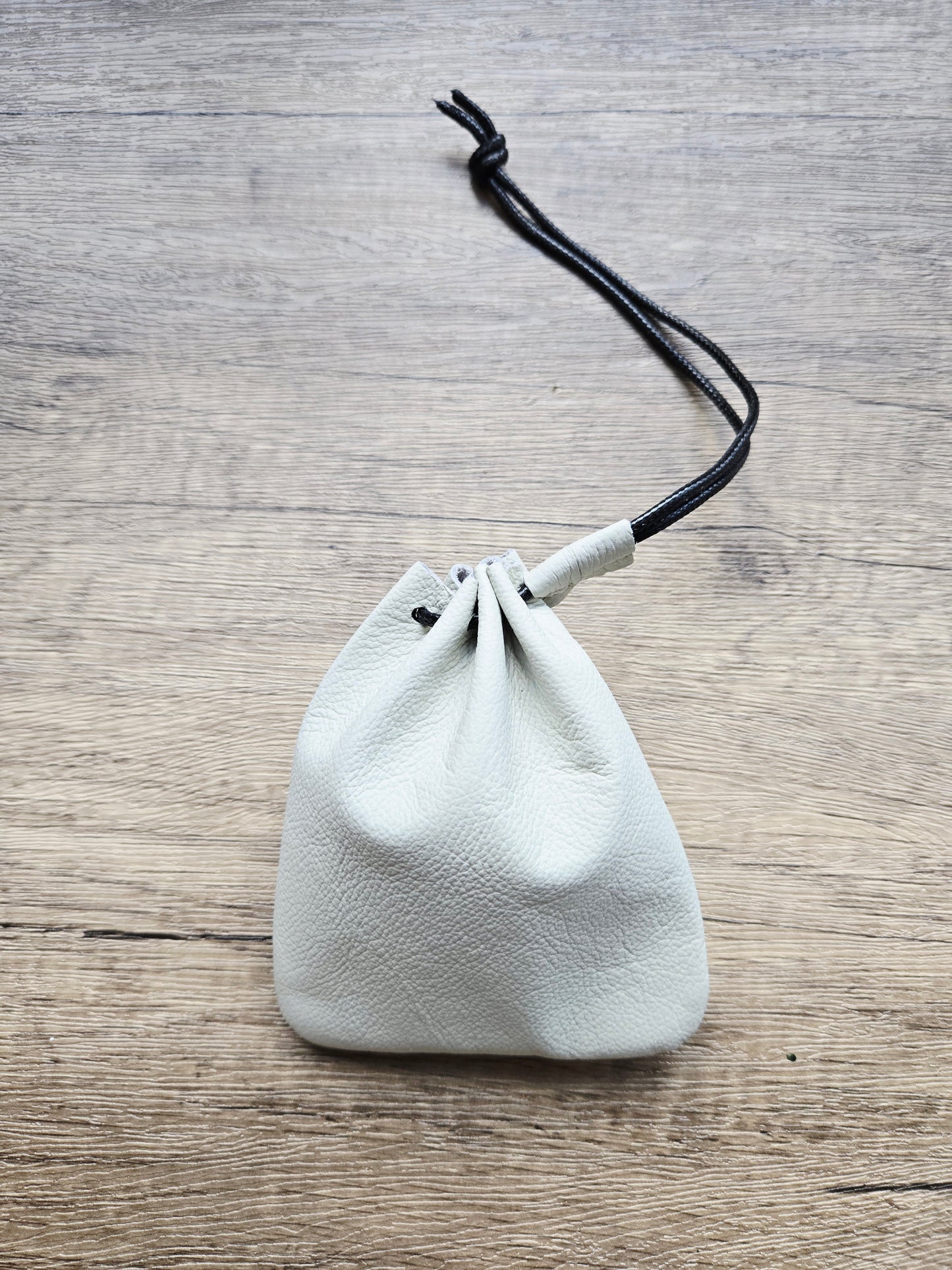 Handmade drawstring pouch (Small)