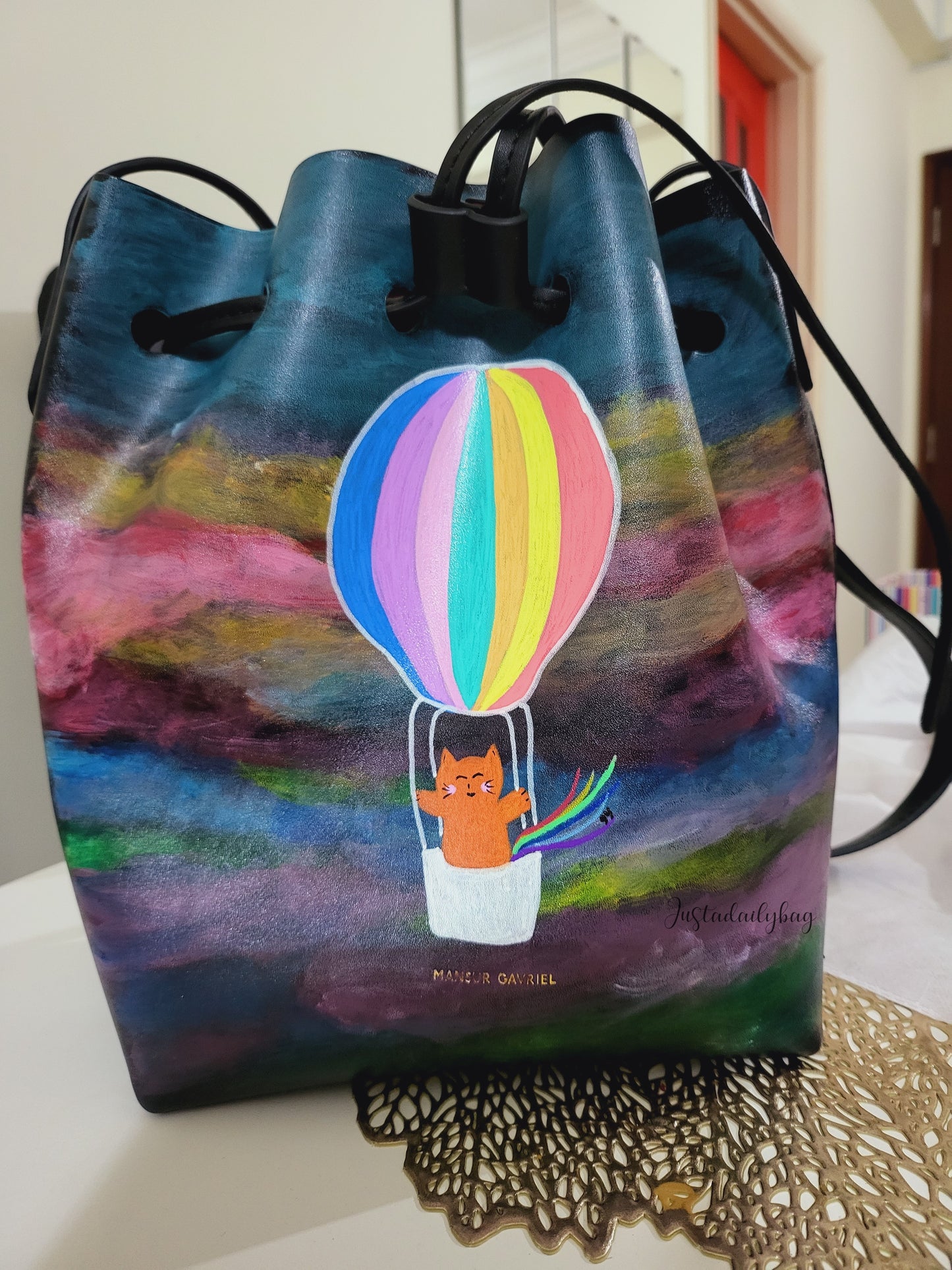 Custom painting of personal bag